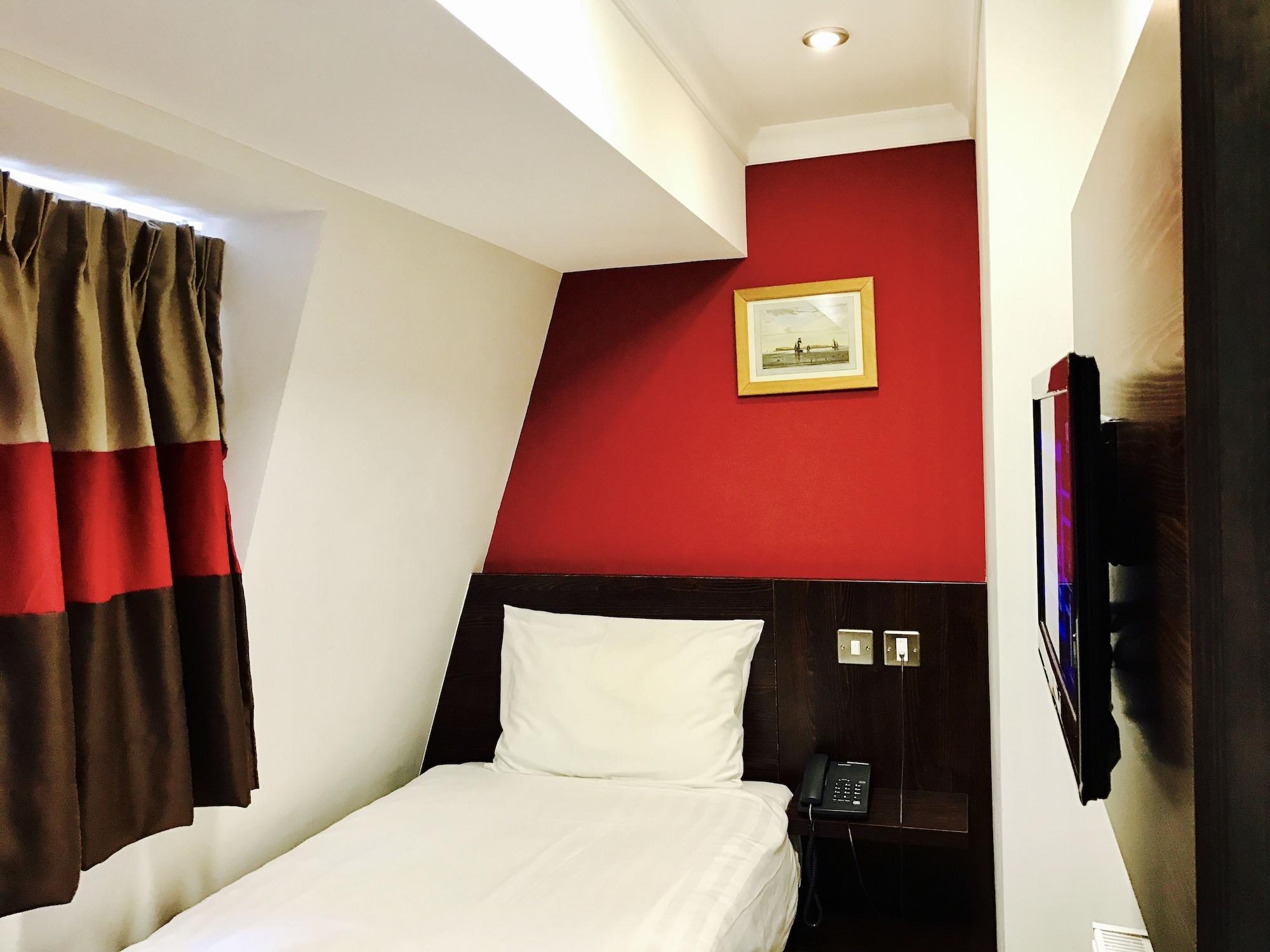 Royal Cambridge Hotel London Exterior photo