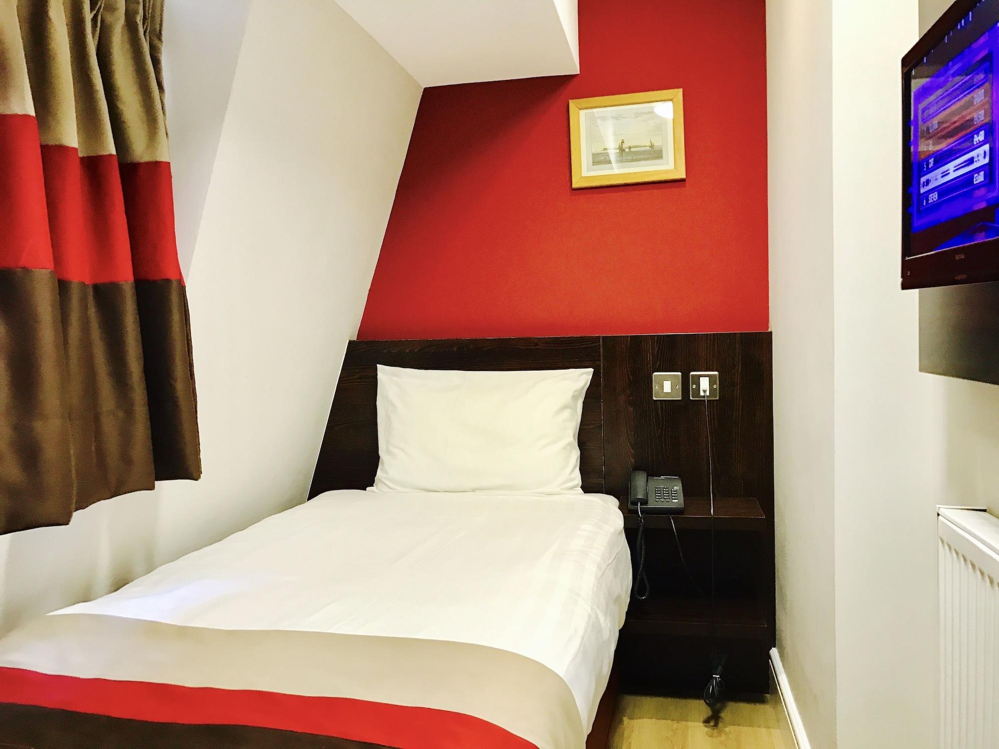 Royal Cambridge Hotel London Exterior photo